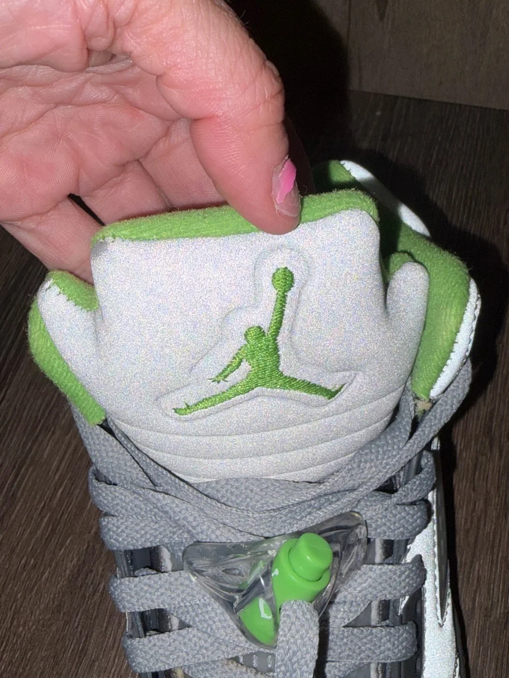 Big Boy JORDAN AIR JORDAN RETRO 5 GREEN BEAN GRADE-SCHOOL sz 6Y
